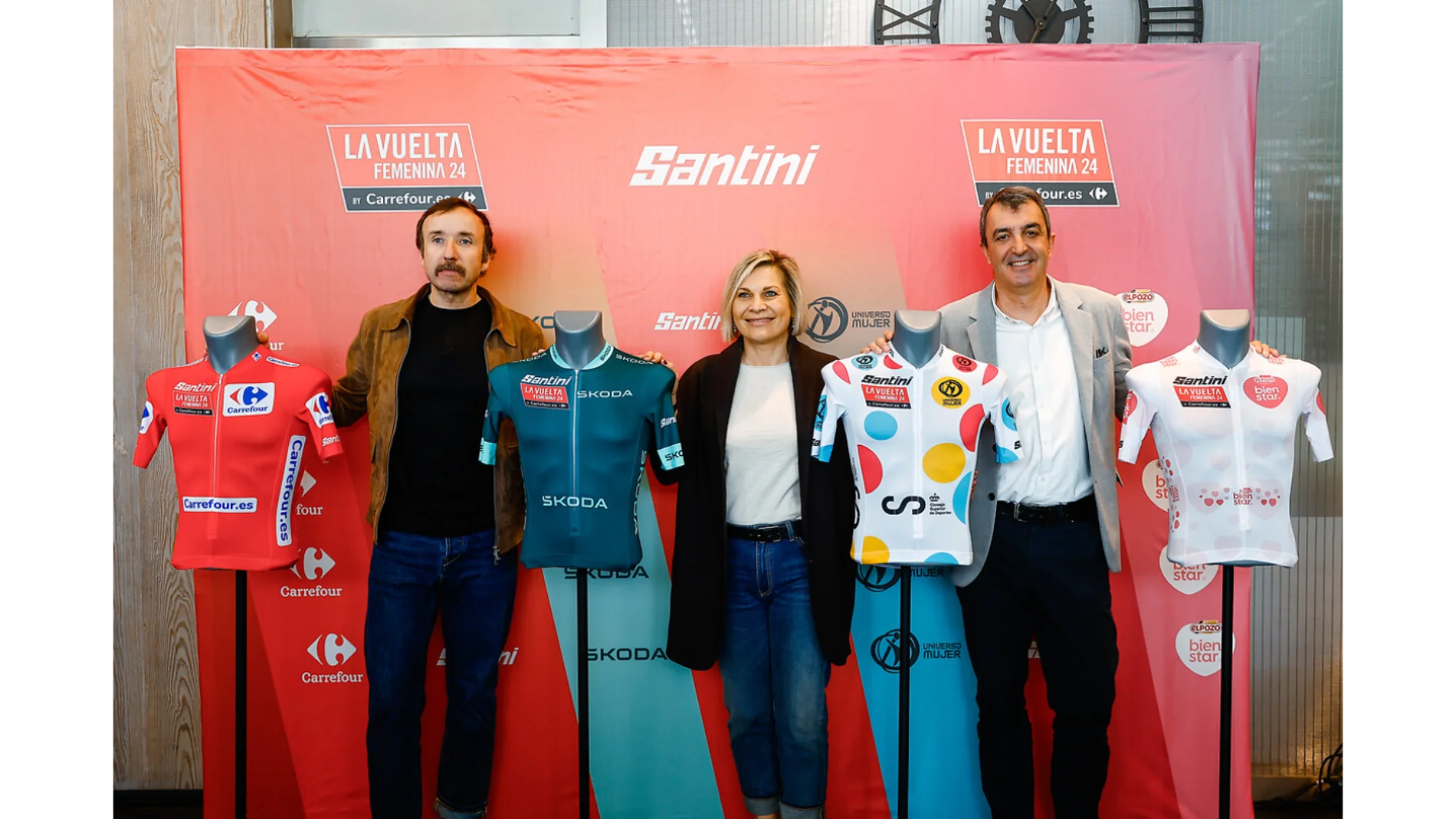 La Vuelta presenta sus maillots especiales para la edición de 2024