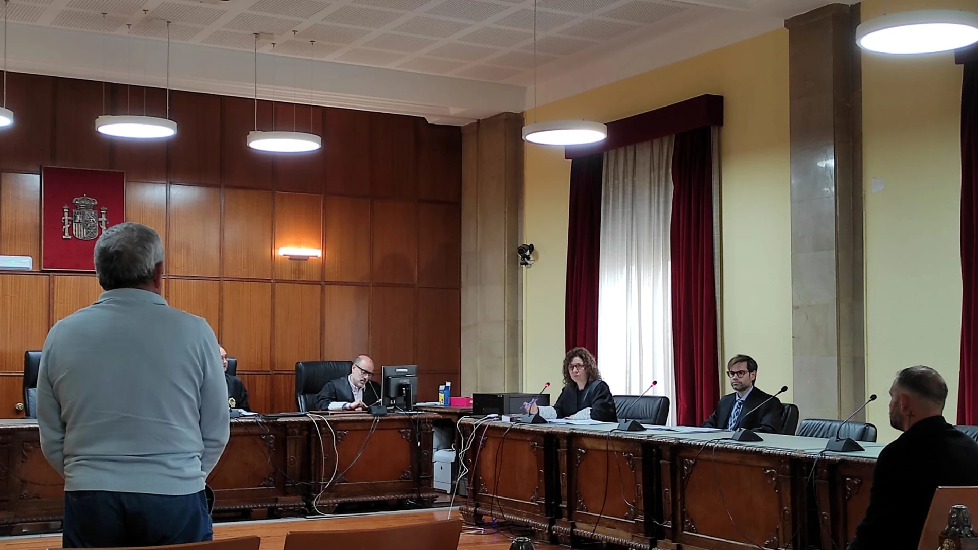 Los acusados durante el juicio