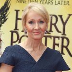J.K. Rowling responde a las acusaciones de transfobia: "Si lo que he dicho es delito, que me detengan"