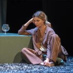 Manuela Velasco en un momento de "Un delicado equilibrio"