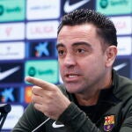 Xavi Hernández seguirá hasta 2025