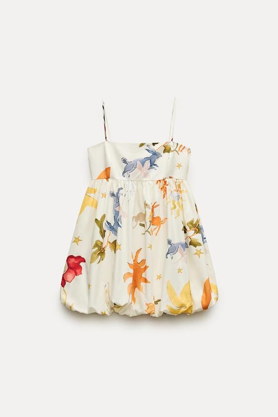 Vestido con volumen.