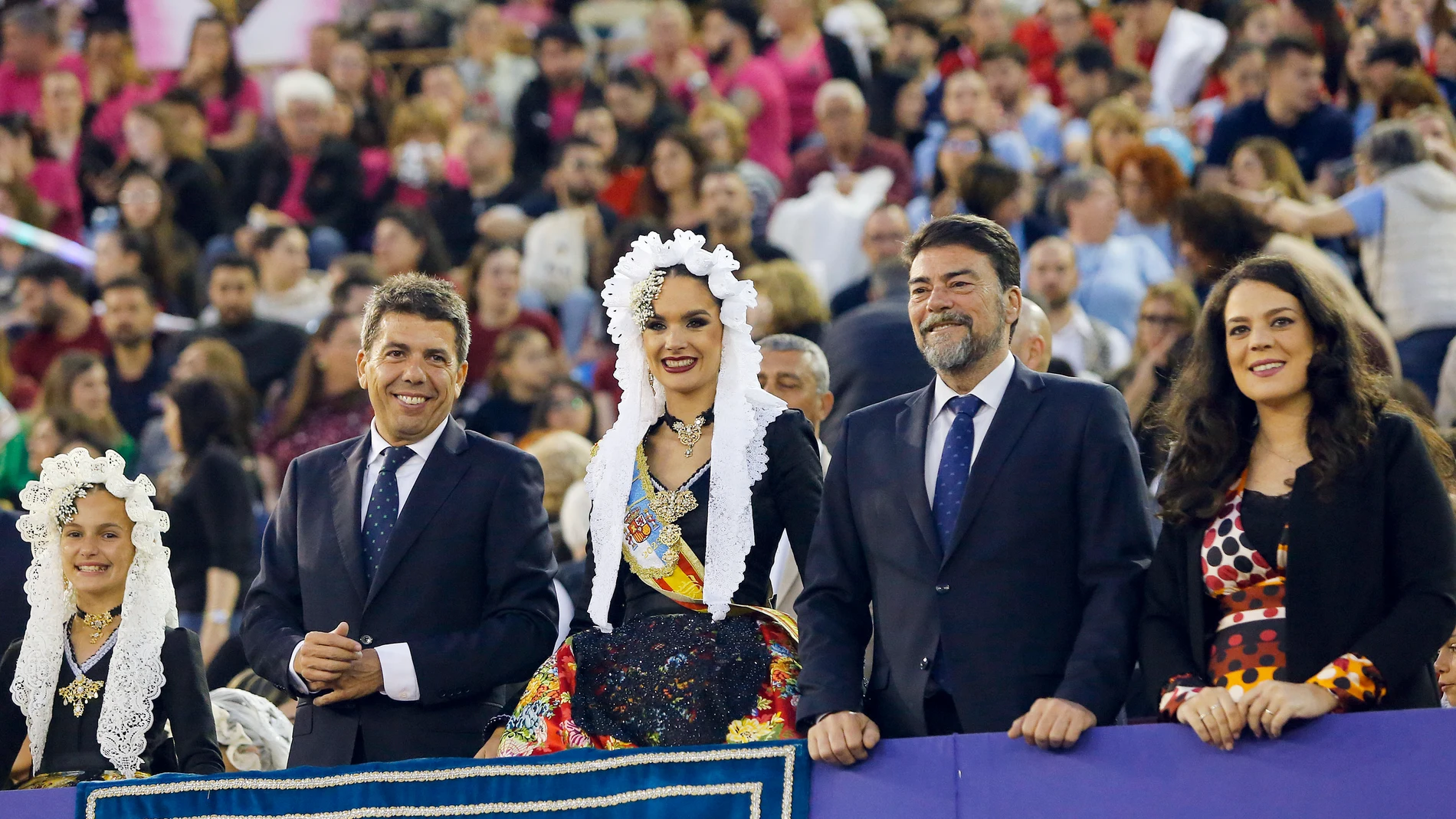 Alba Muñoz, nueva bellea del Foc de las Hogueras de Alicante