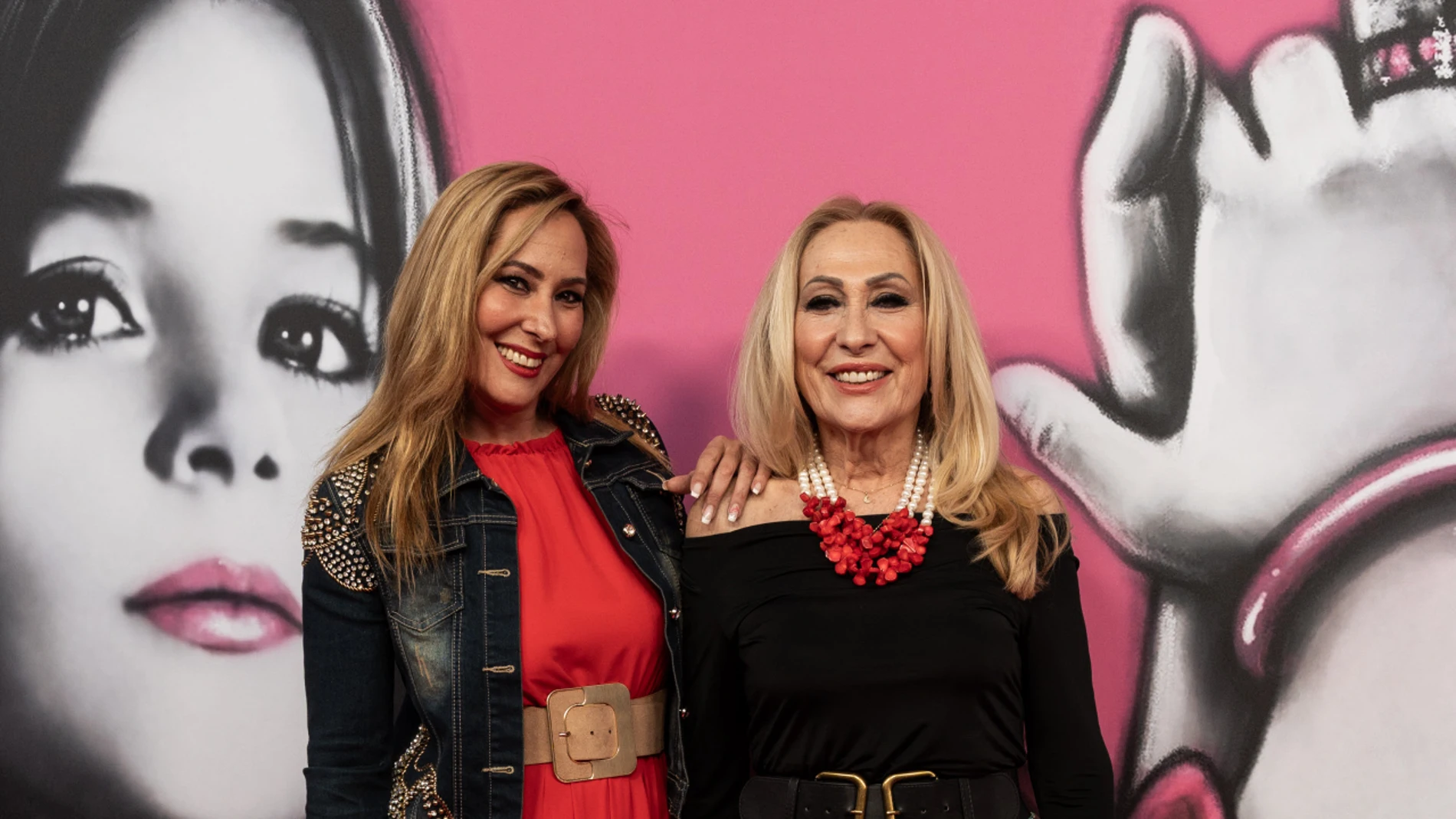 Rosa Benito y Chayo Mohedano.