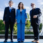 La escultura Iris de Jaume Plensa llega al Distrito Telefónica para conmemorar el primer centenario de la compañía