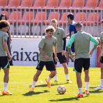 Entrenamiento del Atlético de Madrid en la víspera de su partido de la Liga de Campeones contra el Dortmund