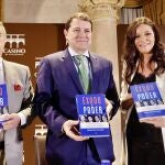 Mañueco junto a Graciano Palomo en la presentación de su libro "Éxodo y poder"