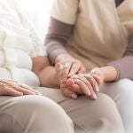 El Parkinson es una enfermedad crónica y progresiva, lo que significa que los síntomas tienden a empeorar con el tiempo