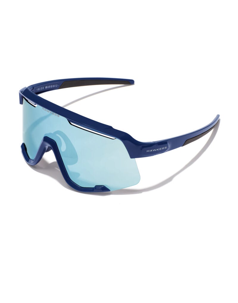 El modelo POWER se ha convertido en el primer modelo de Hawkers para la práctica deportiva.