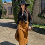 Vicky Martín Berrocal con look cowboy.