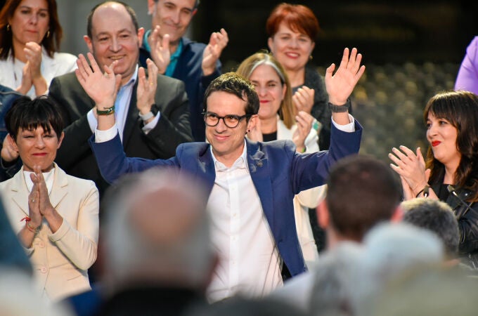 21A.- Otxandiano dice que el "cambio ya está aquí" y lograrán el domingo "los mejores resultados" de su historia