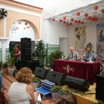 El delegado de Seguridad del ayuntamiento de Sevilla, Ignacio Flores, atiende a los medios de comunicación
