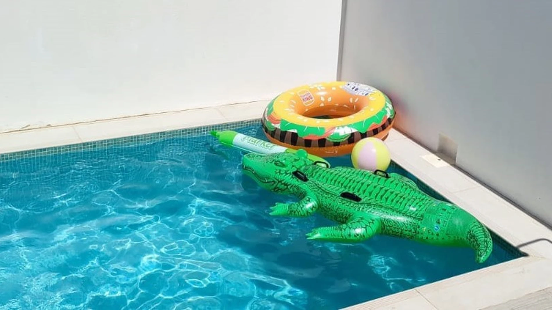 Imagen de archivo de una piscina en Málaga.EUROPA PRESS19/04/2024
