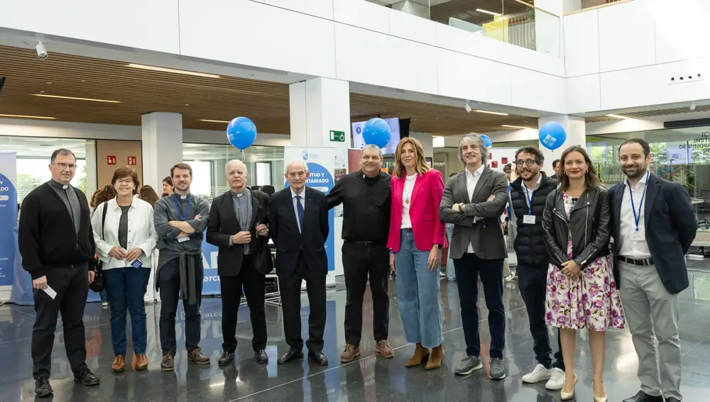 Algunas de la autoridades que han asistido hoy al encuentro