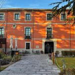 El Palacio de Sofraga está enclavado en la esquina noreste de la Muralla de Ávila, Patrimonio de la Humanidad