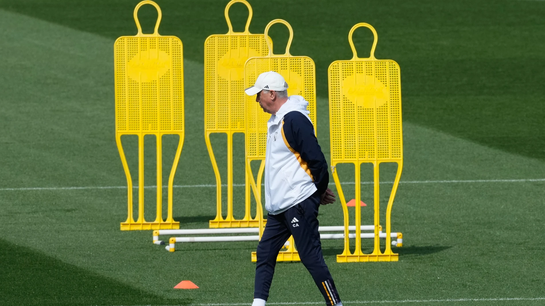 Ancelotti, en el último entrenamiento antes de recibir al Barcelona