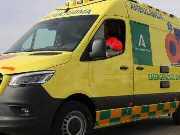 Vehículo del servicio de emergencias 112 Andalucía. Vehículo del servicio de emergencias 112 Andalucía.