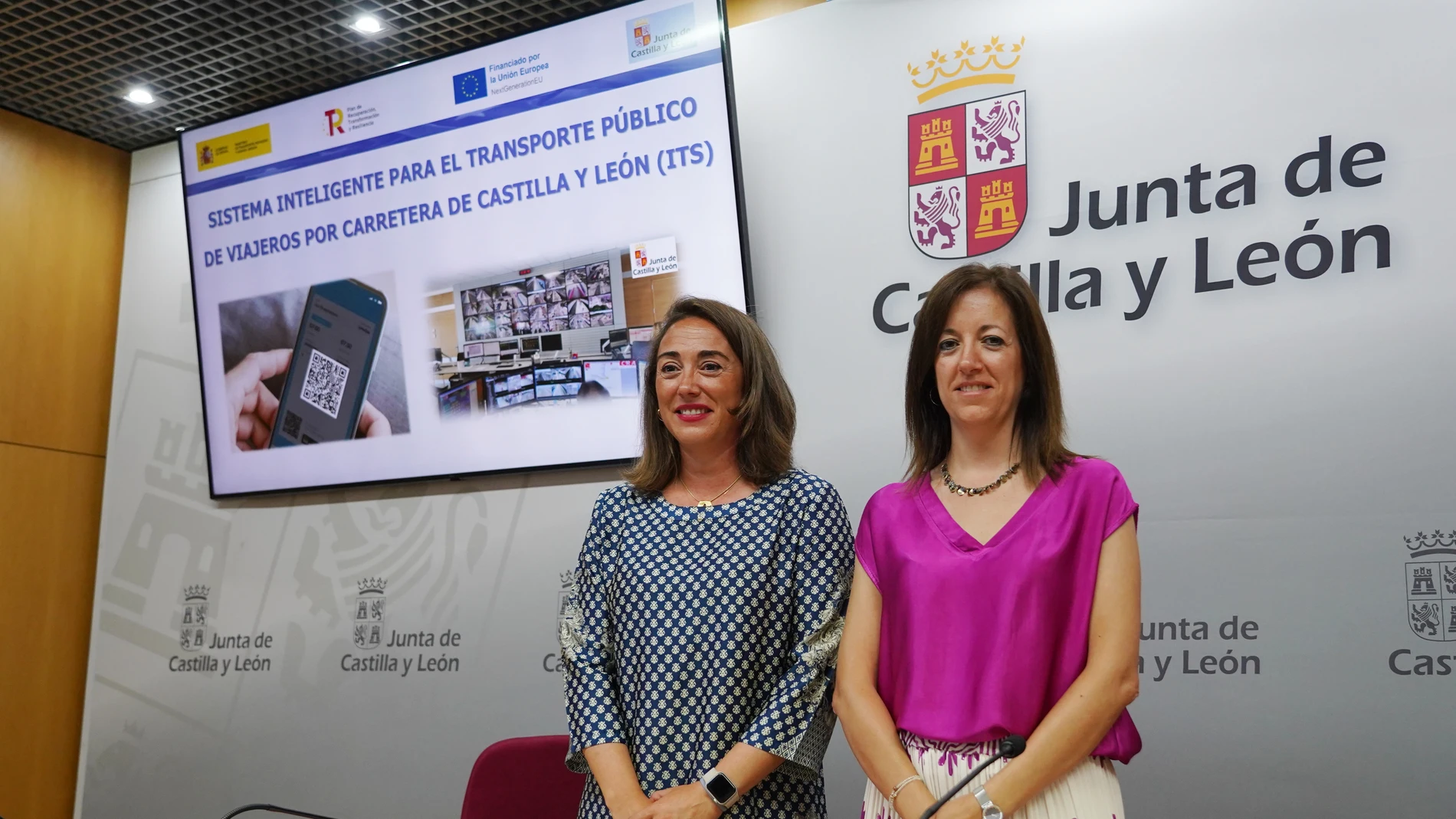 La consejera María González Corral presenta el proyecto junto a la directora de Transportes y Logística, Laura Paredes