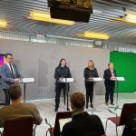 Per-Erik Ebbeståhl, director de Sostenibilidad y Seguridad del municipio de Malmö, Petra Stenkula, comandante de la operación policial y jefa del distrito policial de Malmö, Ebba Adielsson, productora ejecutiva de SVT, Karin Mårtensson, directora ejecutiva del Malmö Arena