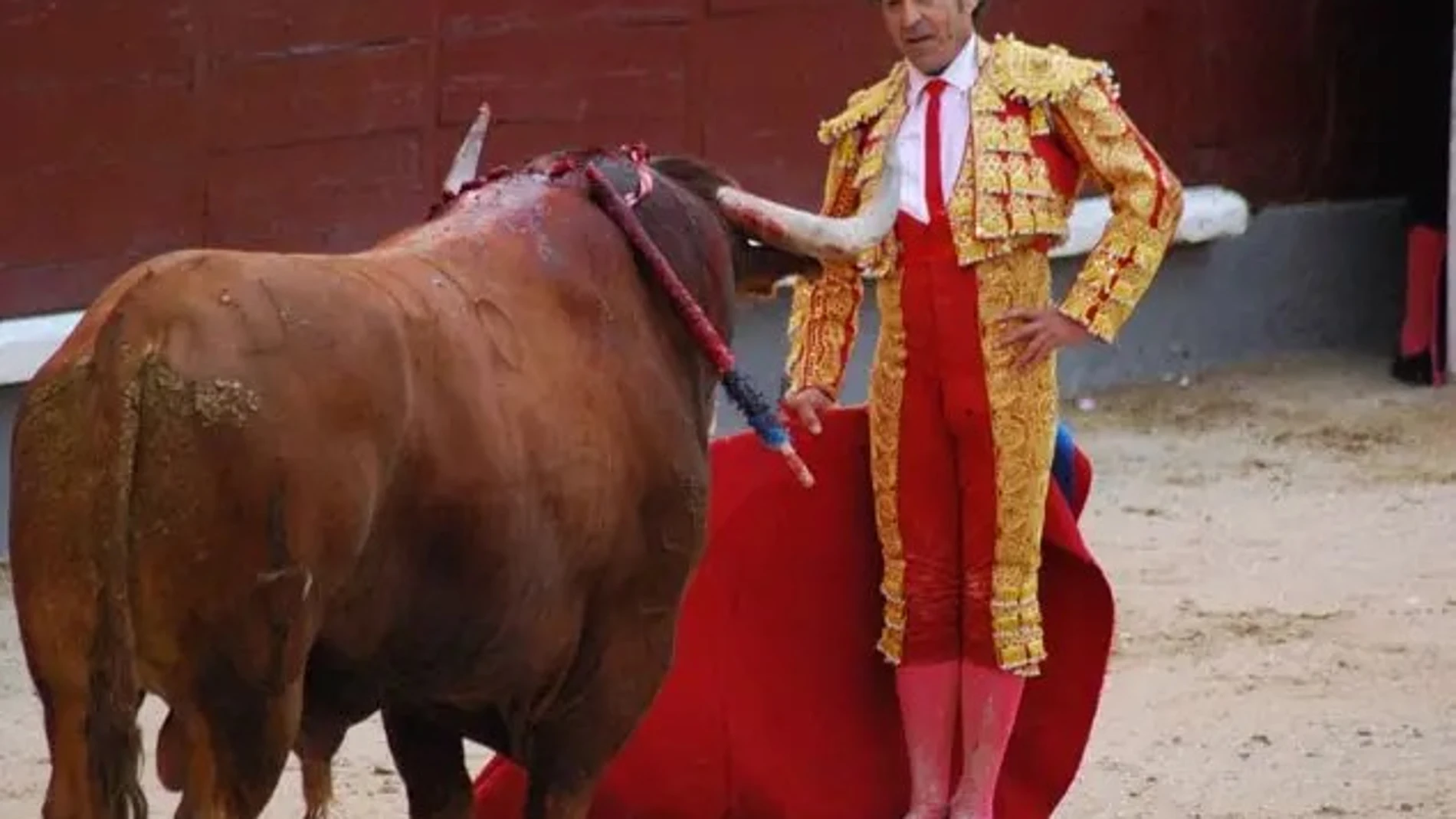 Luis Francisco Esplá será el pregonero de una feria de Hogueras con muchos alicientes