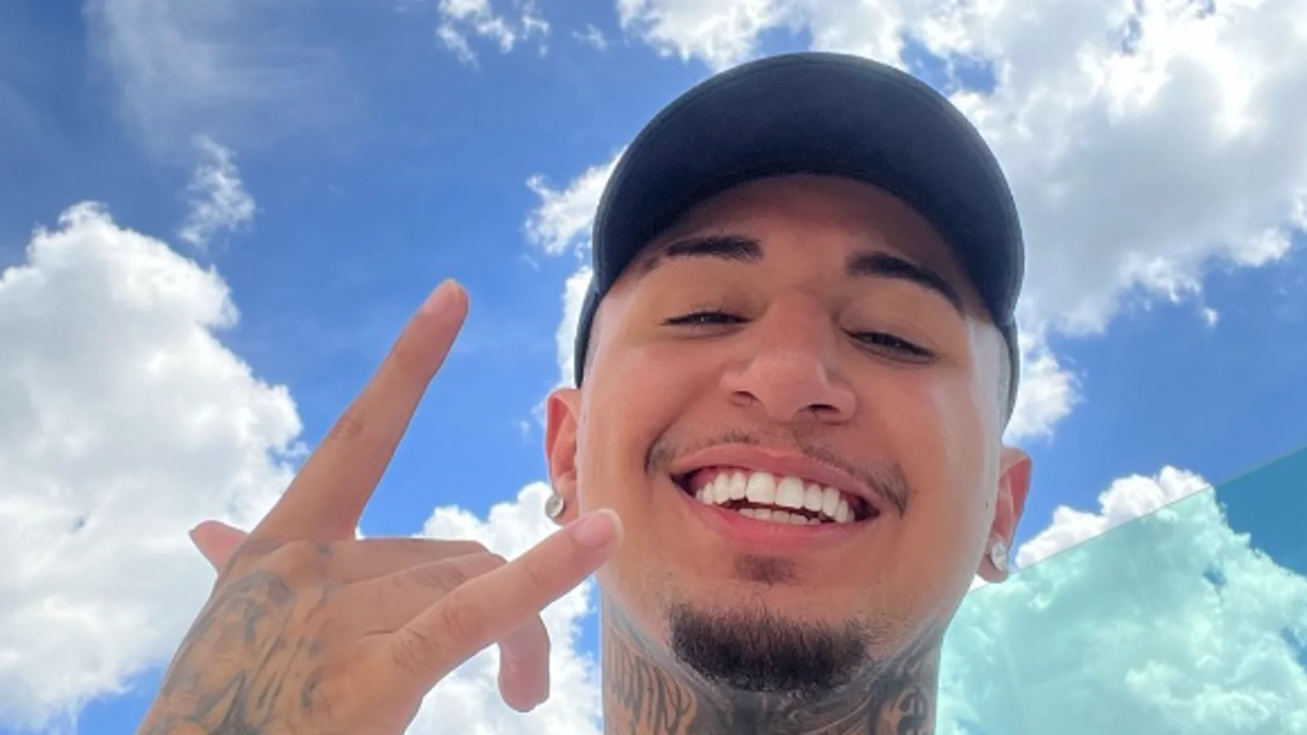 Muere Diego Santos, músico urbano y tiktoker, a los 20 años