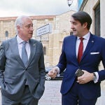 José Luis Concepción y Juan Carlos Suárez-Quiñones acudieron al acto