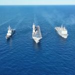 Imagen del grupo Dédalo español navegando por el Mediterráneo