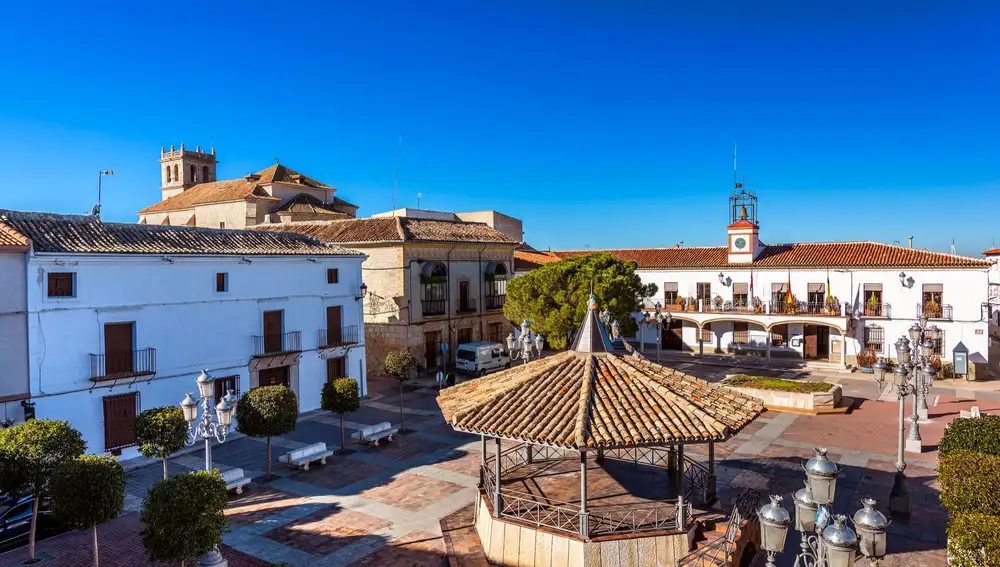 Plaza de Villarrubia de Santiago (Toledo)