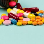 Colección de pastillas y medicamentos