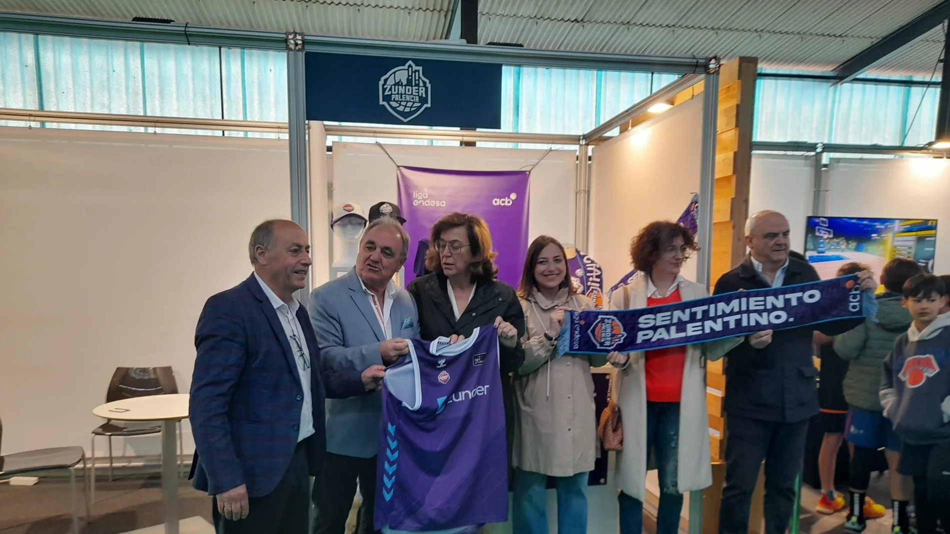 Armisén, Rubio, Andrés y Paramio, entre otros, en la Fan Zone de la Feria de la Raza Churra