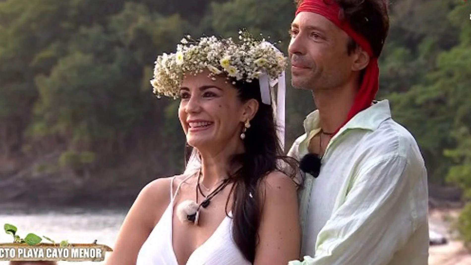 Ángel Cristo y Ana Herminia se convierten en marido y mujer en 'Supervivientes'