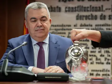 Santos Cerdan comparece en la comision de investigacion del Senado por el caso mascarillas. Santos Cerdan comparece en la comision de investigacion del Senado por el caso mascarillas.