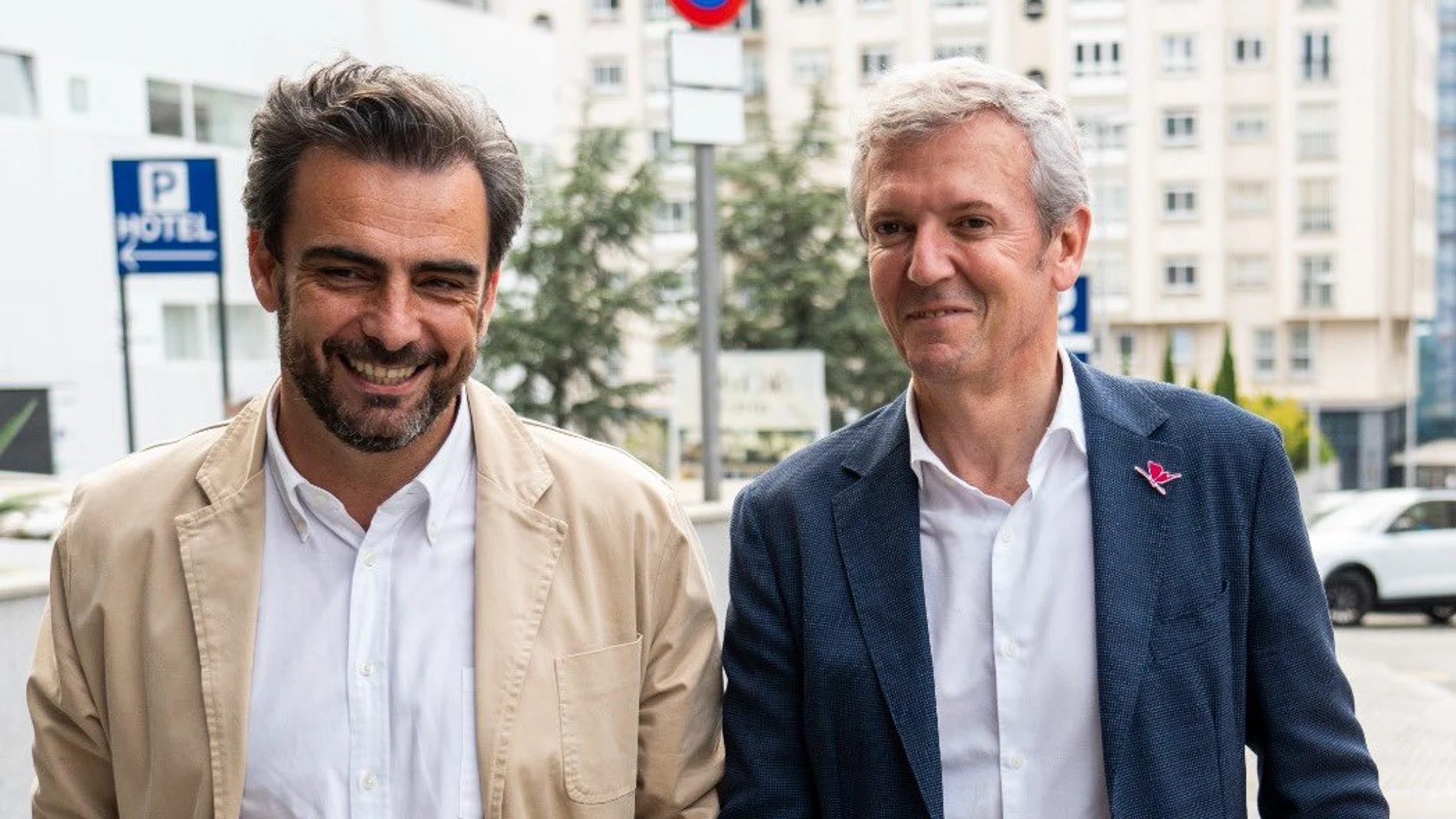 Rueda junto a Diego Calvo.