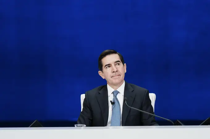Carlos Torres, presidente de BBVA, confirma que no dimitirá tras el fracaso de la opa:  Carlos Torres, presidente de BBVA, confirma que no dimitirá tras el fracaso de la opa: