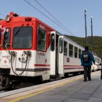 Varías líneas de cercanías afectadas tras descarrilar un tren a la salida de la estación de Guadalajara