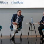 La psiquiatra en la Unidad de Trastornos Bipolares de La Fe, Pilar Sierra; el director de la Oficina de Salud Mental y Adicciones, Bartolomé Pérez (c), y el psiquiatra en el Hospital Clínico de València, Eduardo Aguilar
