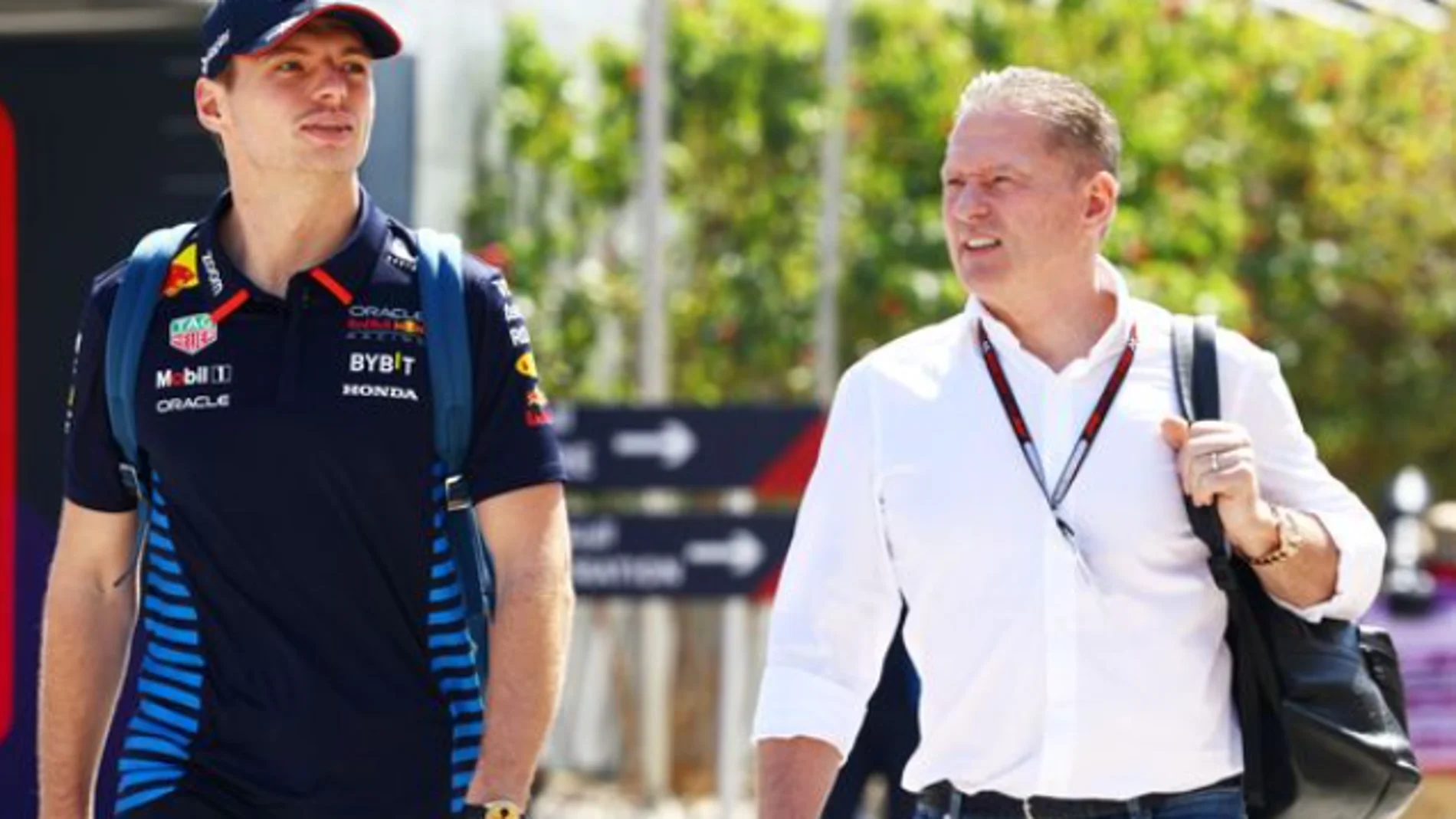 Jos, junto a Max Verstappen