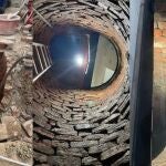 Descubren un pozo secreto de más de 200 años bajo su casa durante una reforma