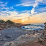 Imagen de Cala Mundina, en la localidad castellonense de Alcossebre