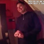 Agentes se presentan en la casa de un hombre después de que llamara preguntando si alguien le podía desear feliz cumpleaños