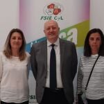 De Izq a Dcha, Eva López, secretaria provincial de FSIE Salamanca; Ángel Arias, secretario general de FSIE CyL; y Rocío González presidenta de FSIE Salamanca.