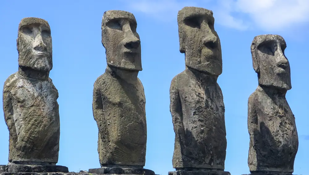 Moai en la Isla de Pascua, Chile