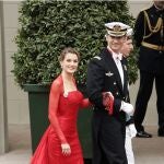 Doña Letizia y Don Felipe, a su llegada a la boda real de Federico y Mary de Dinamarca