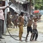 El cambio climático ha hecho que las olas de calor de abril en Asia sean más extremas, según World Weather Attribution