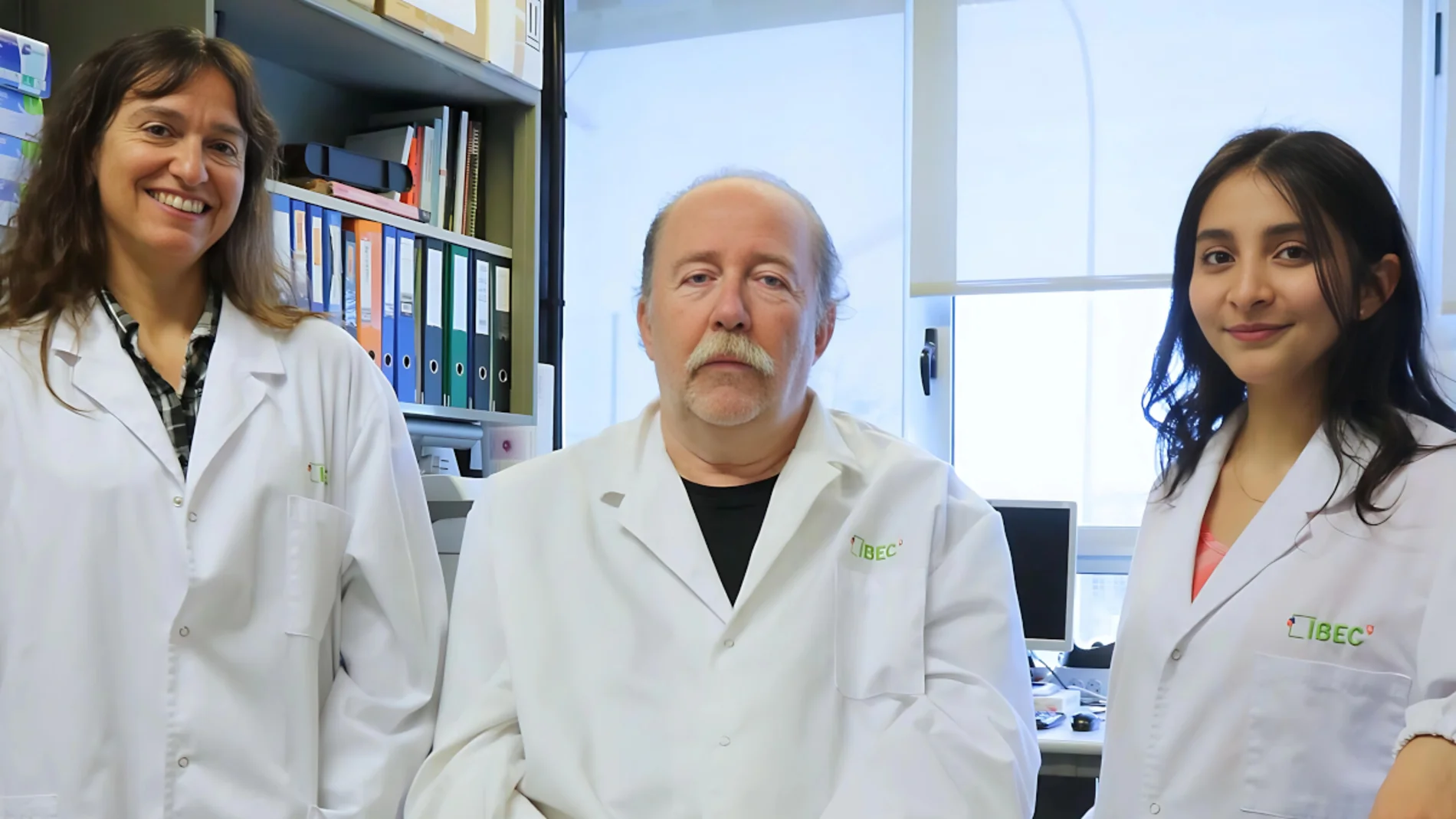 Rosalina Gavín, José Antonio del Río y Dayaneth Jácome, científicos españoles sobre alzheimer