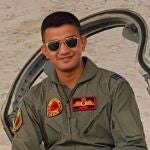 Muere un piloto después de intentar realizar una maniobra de 'Top Gun'