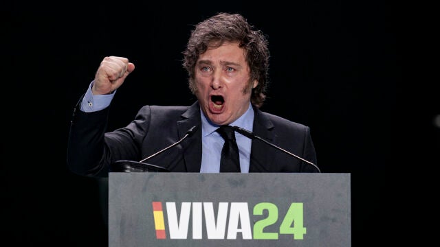 Milei asiste al acto ‘Viva 24’ organizado por VOX
