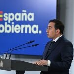 El ministro de Asuntos Exteriores, Unión Europea y Cooperación, José Manuel Albares, durante una comparecencia institucional, en el Complejo de la Moncloa, a 19 de mayo de 2024.