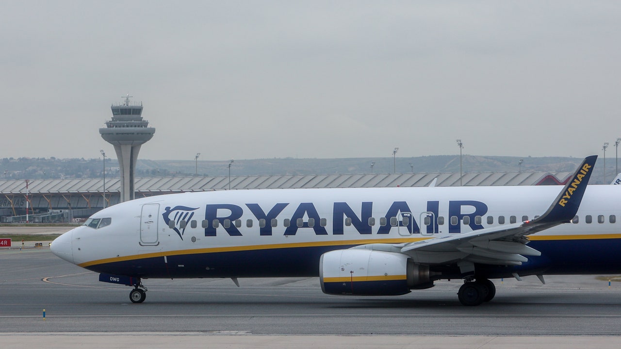 "Chantaje" o "lloriqueo": la guerra de Ryanair y Aena deja a Canarias en medio y así te afectará