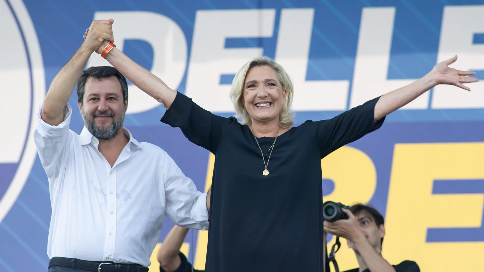 La francesa Marine Le Pen y el italiano Matteo Salvini
